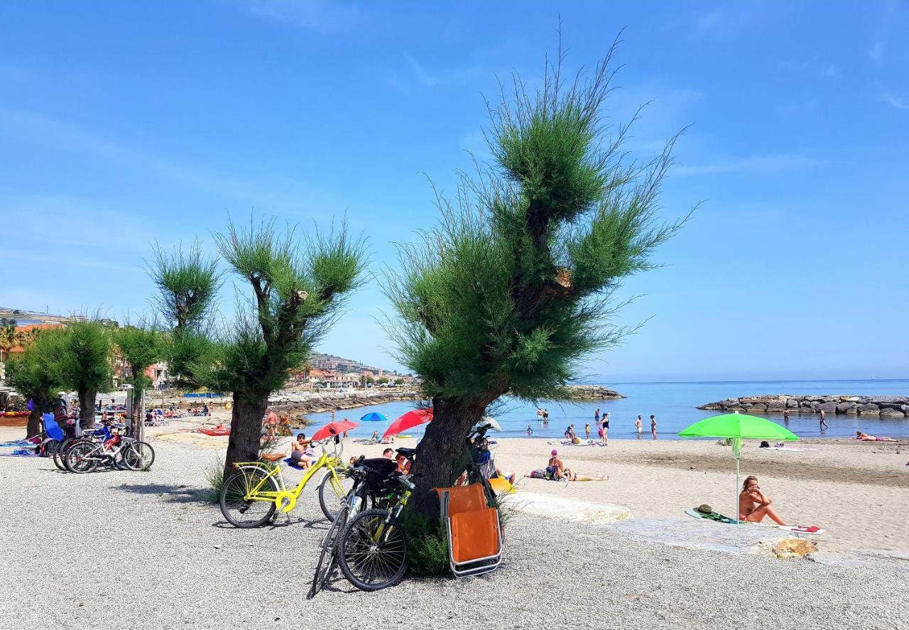 Appartamento Il Timone Riva Ligure Esterno foto