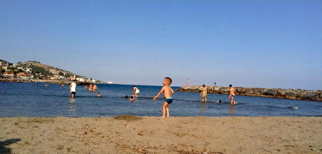 Appartamento Il Timone Riva Ligure Esterno foto