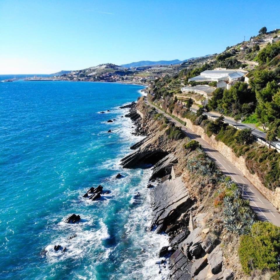 Appartamento Il Timone Riva Ligure Esterno foto